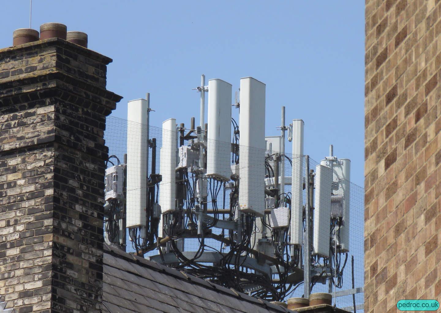 Saint Andrew's Key Central Cambridge All operator mast.